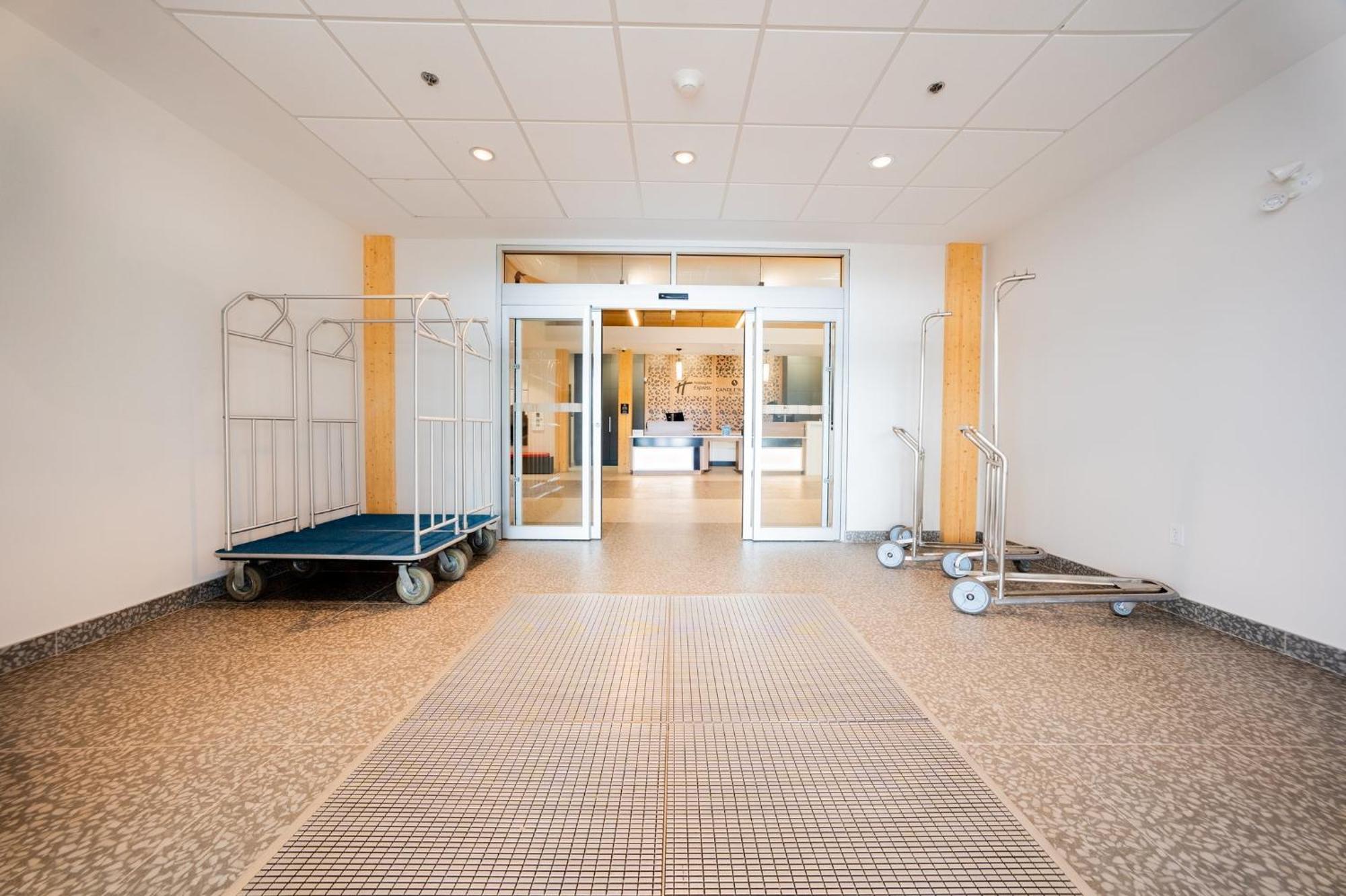 Holiday Inn Express & Suites - Trois Rivieres Ouest By Ihg Eksteriør billede